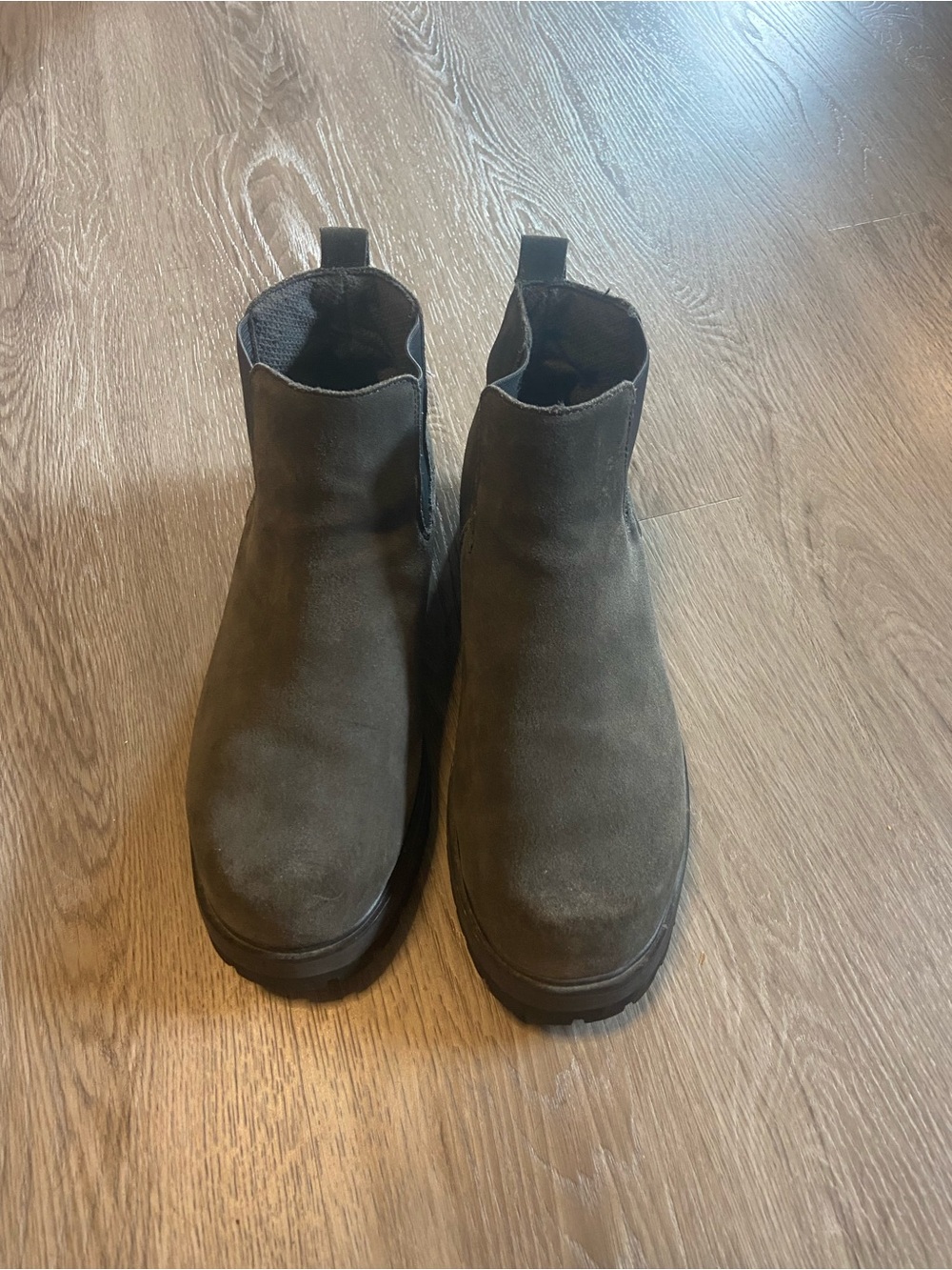 SAO Men's Suede Chelsea Boots in Dark Olive Gray